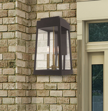  20858-07 - 3 Lt Bronze Outdoor Wall Lantern